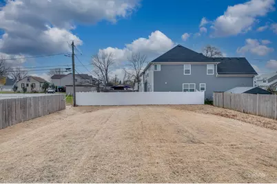 25W275 Doris Avenue, Carol Stream, IL 60188 - Photo 4