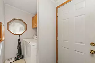 117 Parkwood Rd, Elgin, IL 60123 - Photo 10