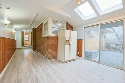 2 N Wisconsin Avenue, Addison, IL 60101 - Photo 20