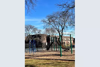 1 Villa Verde Drive #114, Buffalo Grove, IL 60089 - Photo 12