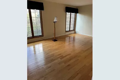 12 Queens Court, Westchester, IL 60154 - Photo 10