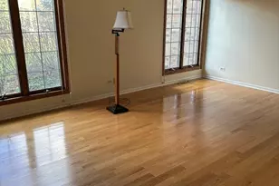 12 Queens Ct, Westchester, IL 60154 - Photo 10
