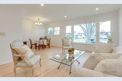 1689 S Elm Street, Des Plaines, IL 60018 - Photo 14