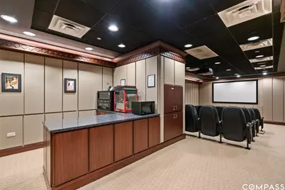 21 E Huron Street #3301, Chicago, IL 60611 - Photo 8