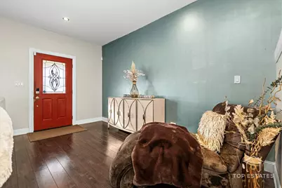 2042 Grove Street, Blue Island, IL 60406 - Photo 8