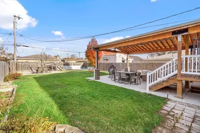 2042 Grove Street, Blue Island, IL 60406 - Photo 34