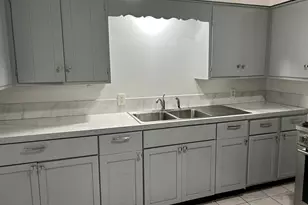 620 Commerical St, Danville, IL 61832 - Photo 6