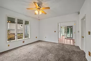 142 Cottage Ave, Carpentersville, IL 60110 - Photo 6