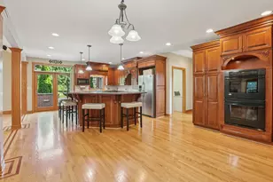 9804 Palmer Dr, Lakewood, IL 60014 - Photo 14