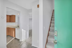 1306 Lancaster Dr, Champaign, IL 61821 - Photo 6