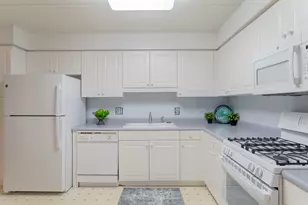 6801 N Milwaukee Ave, Niles, IL 60714 - Photo 4