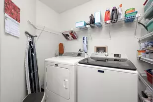 1943 N Charter Point Dr, Arlington Heights, IL 60004 - Photo 22