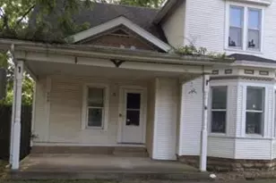 203 N Oak St, Herscher, IL 60941 - Photo 2