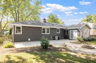 28W556 Forestview Ave, Warrenville, IL 60555 - Photo 20