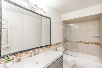 [Address not provided], Chicago, IL 60656 - Photo 18