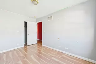 3200 S 54th Ave, Cicero, IL 60804 - Photo 14