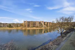 301 Lake Hinsdale Dr, Willowbrook, IL 60527 - Photo 20