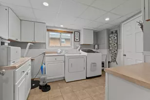 572 Maple Ave, Lisle, IL 60532 - Photo 18