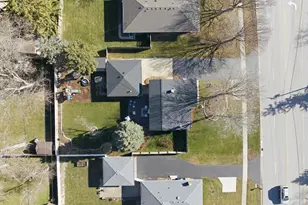 572 Maple Ave, Lisle, IL 60532 - Photo 34