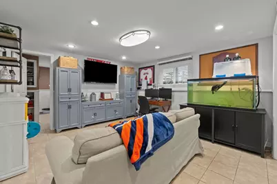 572 Maple Avenue, Lisle, IL 60532 - Photo 16