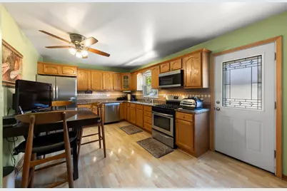 5628 W Hawthorne Avenue, Berkeley, IL 60163 - Photo 6