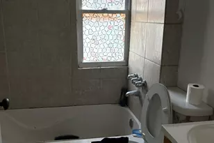 2014 W 52nd St, Chicago, IL 60609 - Photo 16