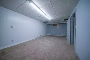 2610 S Klinger Rd, Pecatonica, IL 61063 - Photo 34