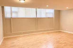 6125 N Clark St, Chicago, IL 60660 - Photo 4