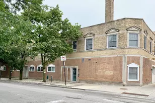 6125 N Clark St, Chicago, IL 60660 - Photo 1