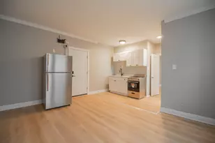 1414 W Pratt Blvd, Chicago, IL 60626 - Photo 2