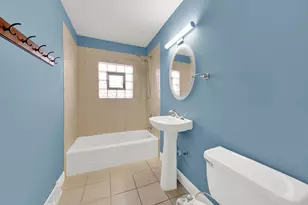7435 W 74th St, Bridgeview, IL 60455 - Photo 10