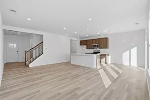 269 Red Oak Cir, Volo, IL 60020 - Photo 6