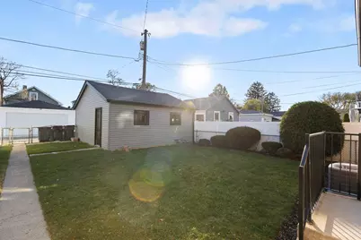 5625 W Leland Avenue, Chicago, IL 60630 - Photo 32