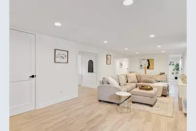 5625 W Leland Avenue, Chicago, IL 60630 - Photo 18