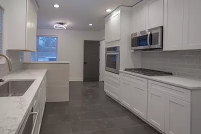 6614 W Belmont Avenue, Chicago, IL 60634 - Photo 16