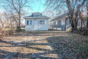 12410 S Parnell Ave, Chicago, IL 60628 - Photo 20