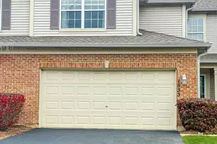 1533 Keystone Ct, Elgin, IL 60120 - Photo 2
