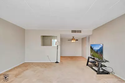 2900 Maple Avenue #22A, Downers Grove, IL 60515 - Photo 4