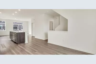 [Address not provided], Mundelein, IL 60060 - Photo 6