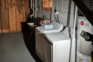 7935 S East End Ave, Chicago, IL 60617 - Photo 18