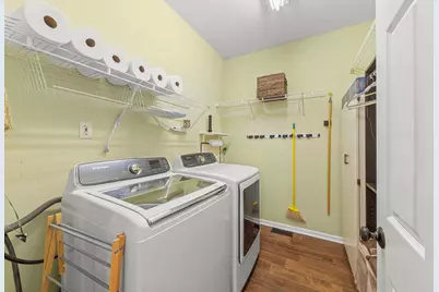 31506 Kline Circle, Warrenville, IL 60555 - Photo 12