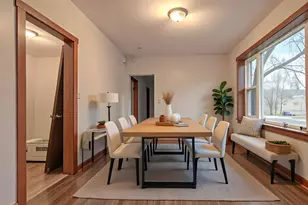 1301 E 73rd St, Chicago, IL 60619 - Photo 4