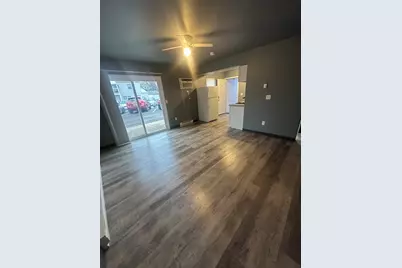 530 E 3rd Street #F, Coal City, IL 60416 - Photo 4