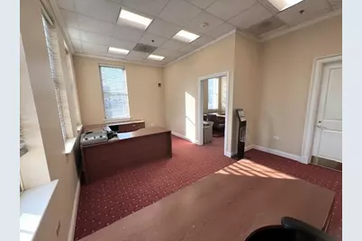 27 N Main Street, Crystal Lake, IL 60014 - Photo 6