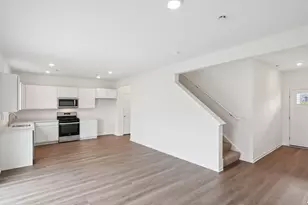 1811 Overland Dr, Plainfield, IL 60586 - Photo 2