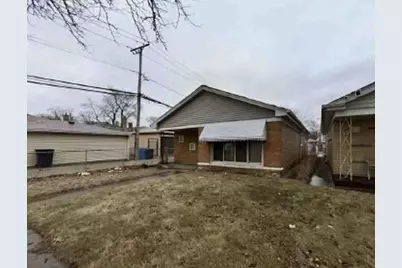 9315 S East End Avenue, Chicago, IL 60617 - Photo 2