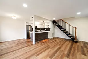 1481 Quaker Ln, Prospect Heights, IL 60070 - Photo 4