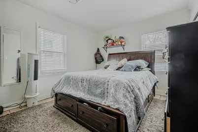 [Address not provided], Waukegan, IL 60085 - Photo 16