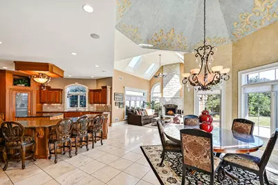 1137 N Itasca Road, Addison, IL 60101 - Photo 14