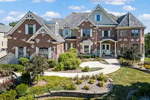 1137 N Itasca Rd, Addison, IL 60101 - Photo 2